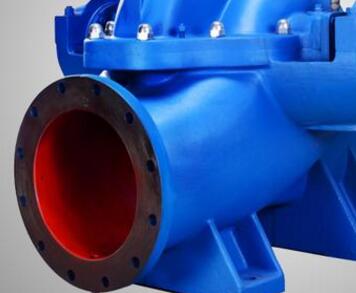 　　中開泵，一種采購單上面常見的一種泵類產品，或者說我們在一些投標項目上面也能看到它的身影。那么到底什么樣的水泵我們稱其為中開泵呢?其實中開泵的型號也就那么幾種!  　　首先，中開泵就是我們常說的單級雙吸式離心泵，即：雙吸離心泵。此類水泵只能輸送清水，不能含有雜質，他最大的特點便是流量很大，因此我們又稱其為大流量離心泵。(這里的大流量是指上千方每小時的出水量)  　　中開泵的常用型號分別為：S型、SH型。  　　知道了這種水泵的特點那么對于它的用途想必也是一目了然了，只要是您需要流量上千方揚程不是很高而且輸送清水，那么您就可以選擇這種水泵了，它的價格我們陽光泵業是根據實際的參數決定。如果您需要的流量不是很大，那么您也可以選擇普通的管道離心泵就可以